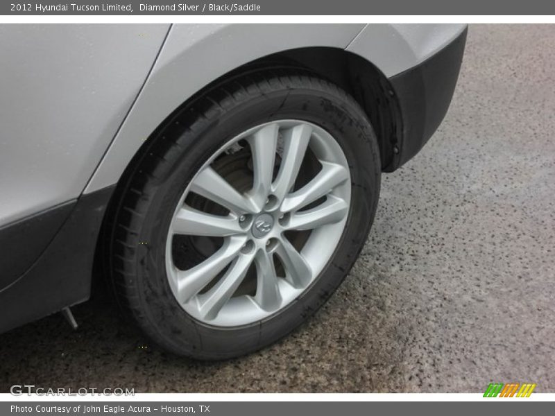 Diamond Silver / Black/Saddle 2012 Hyundai Tucson Limited