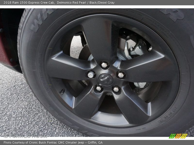 Delmonico Red Pearl / Black/Diesel Gray 2018 Ram 1500 Express Crew Cab