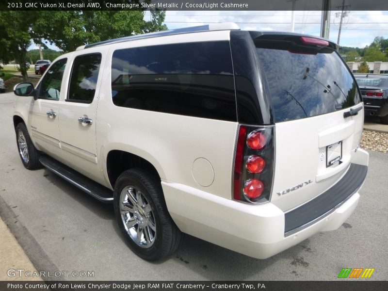 Champagne Silver Metallic / Cocoa/Light Cashmere 2013 GMC Yukon XL Denali AWD