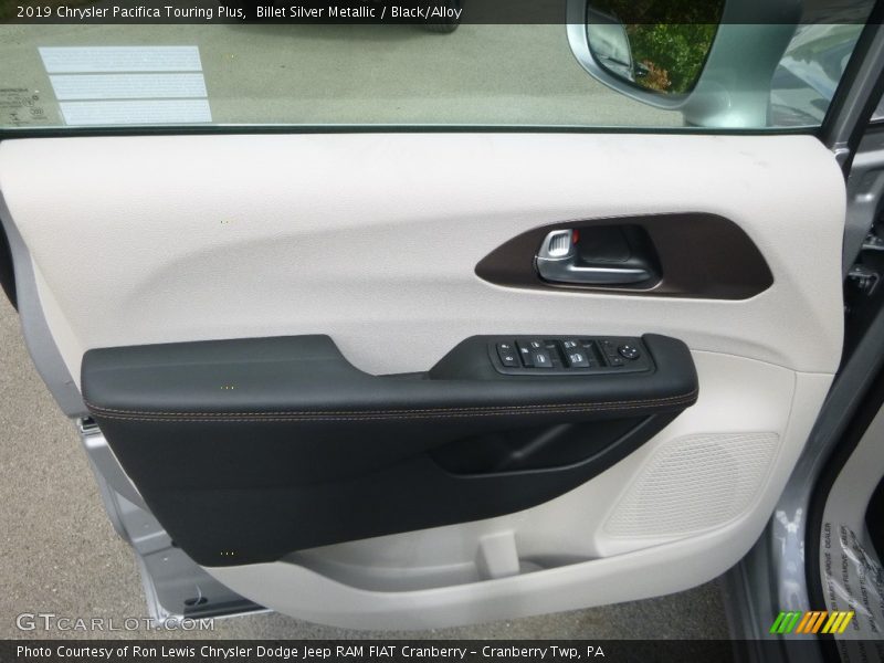 Billet Silver Metallic / Black/Alloy 2019 Chrysler Pacifica Touring Plus
