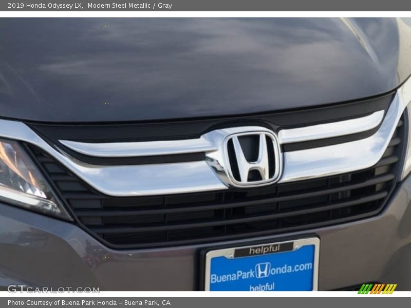 Modern Steel Metallic / Gray 2019 Honda Odyssey LX