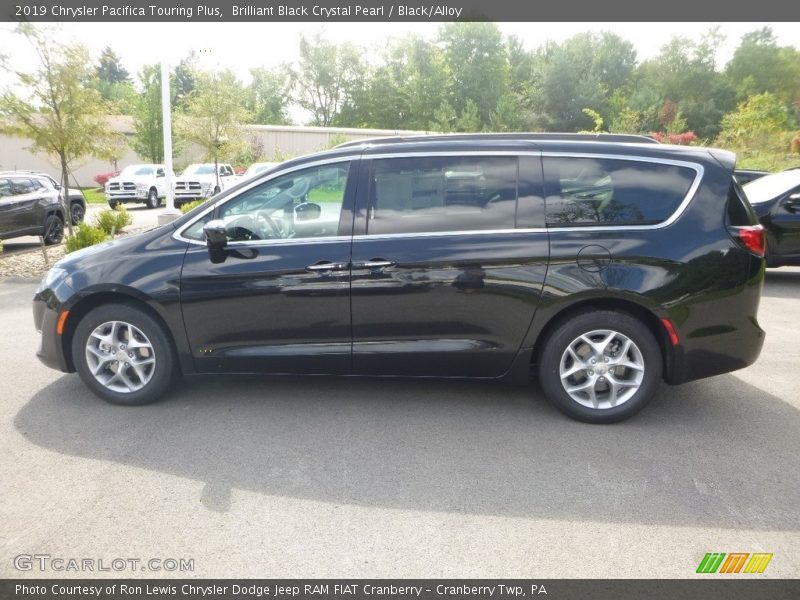 Brilliant Black Crystal Pearl / Black/Alloy 2019 Chrysler Pacifica Touring Plus
