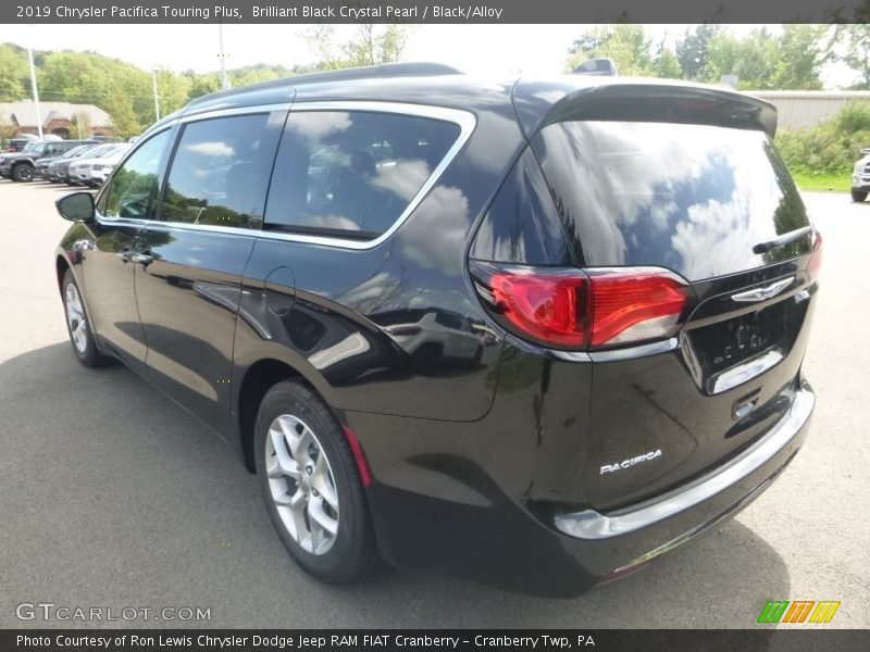 Brilliant Black Crystal Pearl / Black/Alloy 2019 Chrysler Pacifica Touring Plus