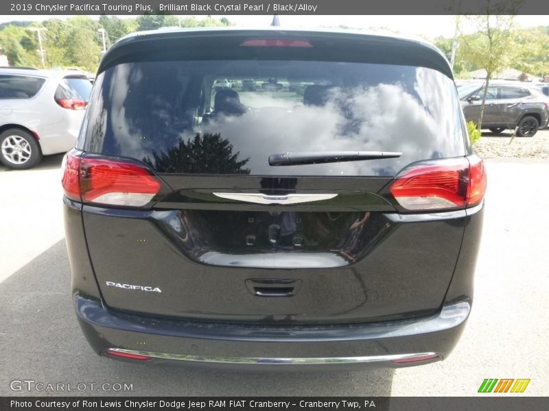 Brilliant Black Crystal Pearl / Black/Alloy 2019 Chrysler Pacifica Touring Plus