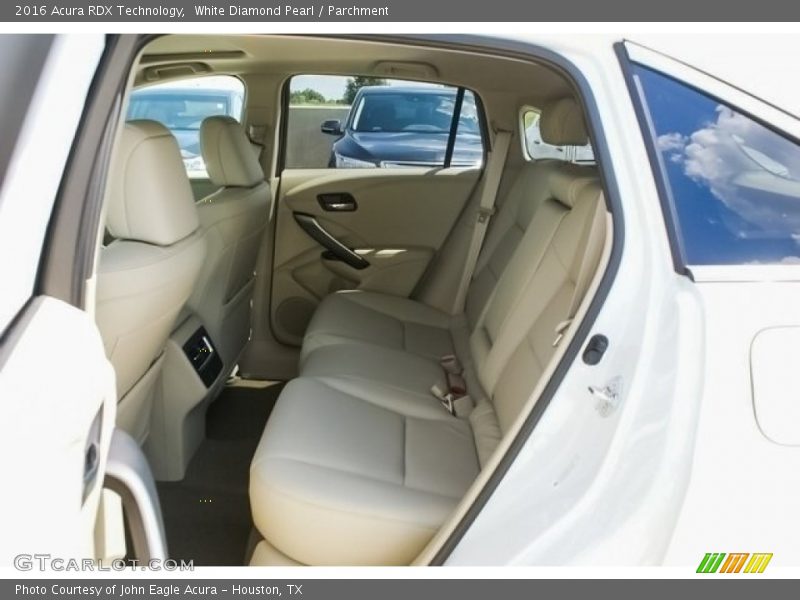 White Diamond Pearl / Parchment 2016 Acura RDX Technology