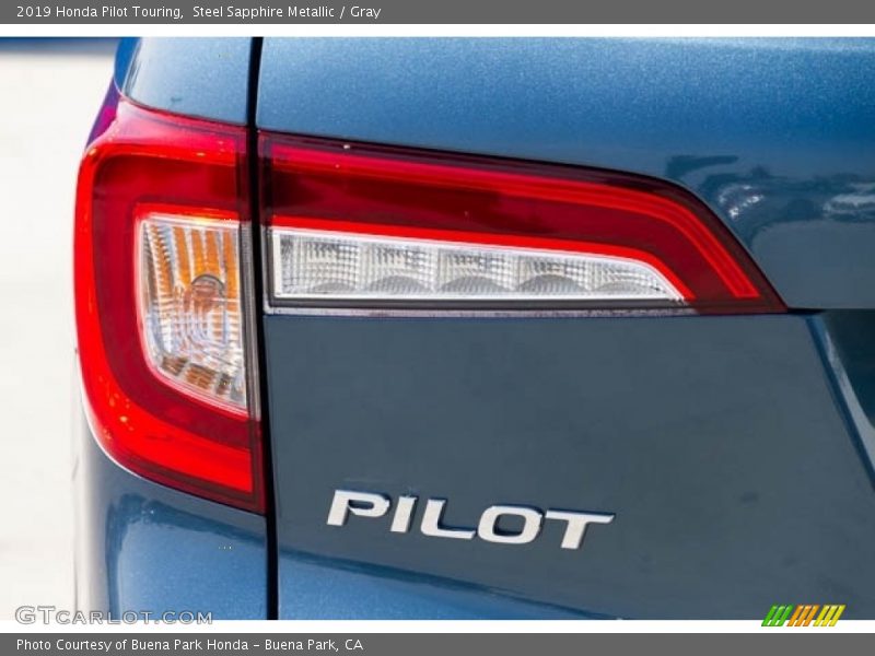 Steel Sapphire Metallic / Gray 2019 Honda Pilot Touring