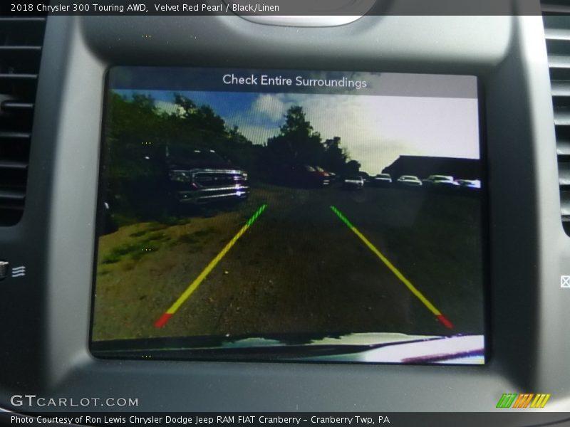 Velvet Red Pearl / Black/Linen 2018 Chrysler 300 Touring AWD