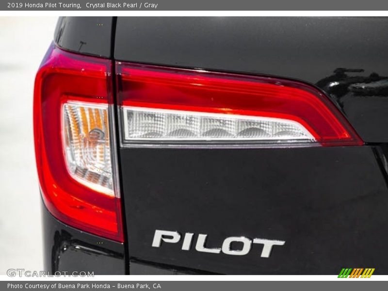 Crystal Black Pearl / Gray 2019 Honda Pilot Touring