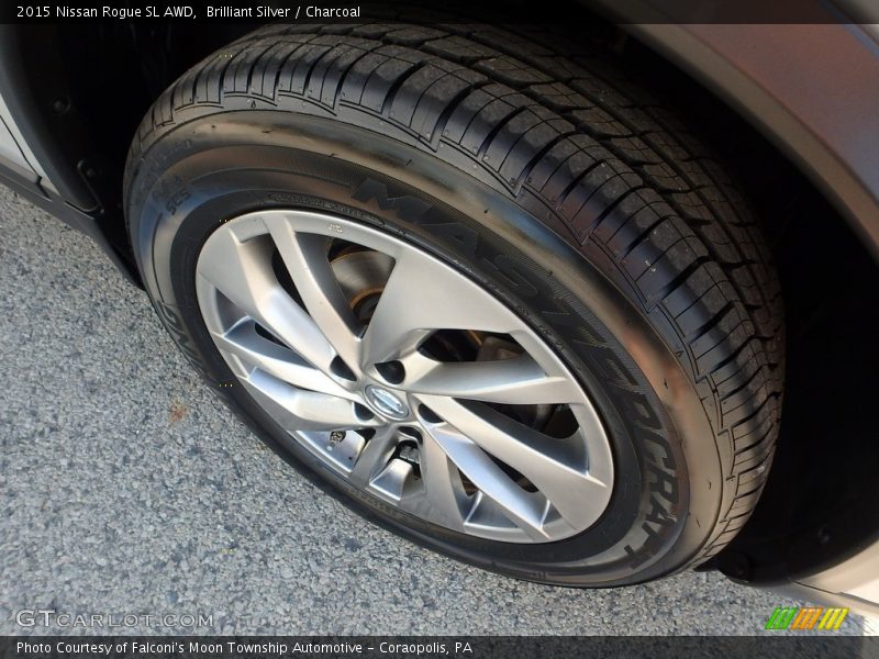 Brilliant Silver / Charcoal 2015 Nissan Rogue SL AWD