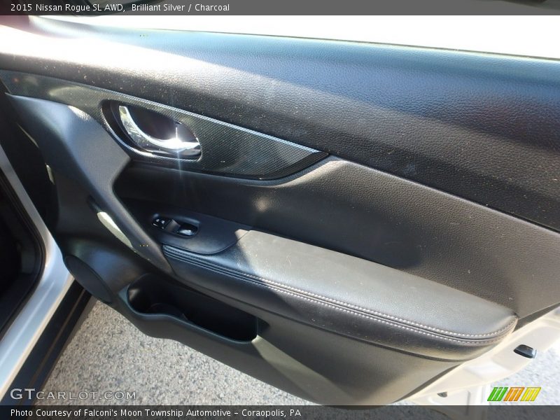 Brilliant Silver / Charcoal 2015 Nissan Rogue SL AWD