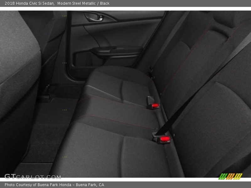 Modern Steel Metallic / Black 2018 Honda Civic Si Sedan
