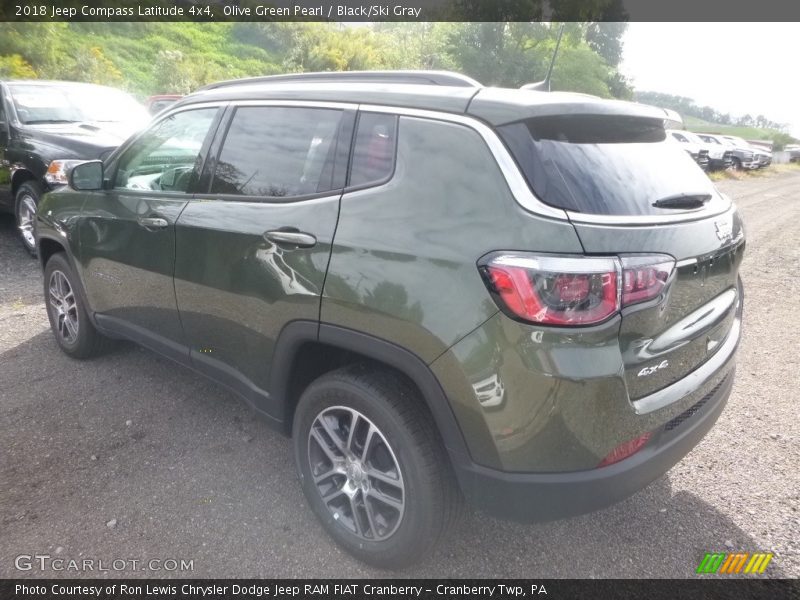 Olive Green Pearl / Black/Ski Gray 2018 Jeep Compass Latitude 4x4
