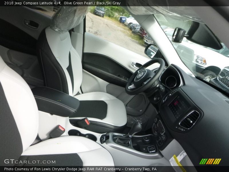 Olive Green Pearl / Black/Ski Gray 2018 Jeep Compass Latitude 4x4