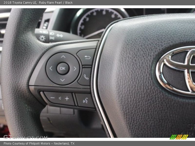 Ruby Flare Pearl / Black 2018 Toyota Camry LE