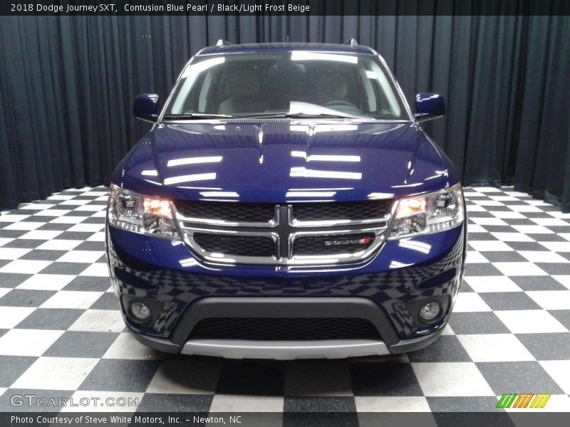 Contusion Blue Pearl / Black/Light Frost Beige 2018 Dodge Journey SXT