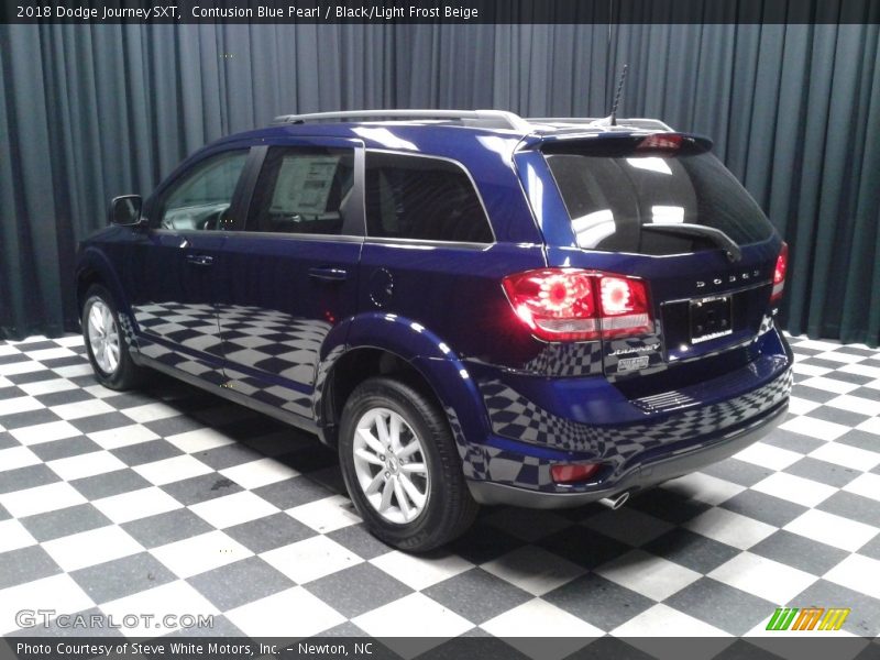 Contusion Blue Pearl / Black/Light Frost Beige 2018 Dodge Journey SXT