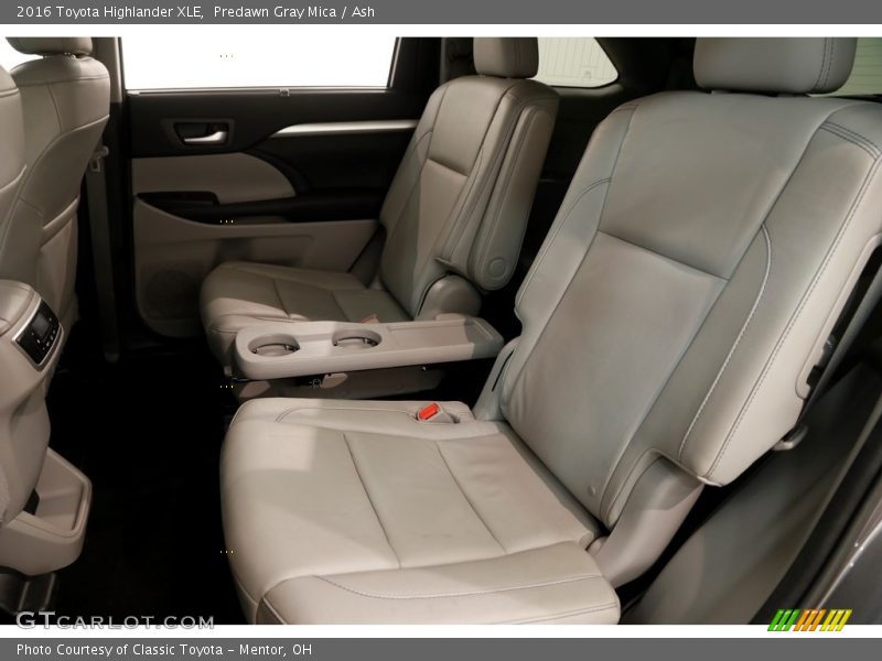 Predawn Gray Mica / Ash 2016 Toyota Highlander XLE