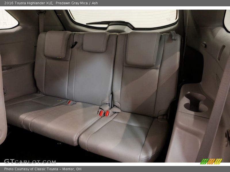 Predawn Gray Mica / Ash 2016 Toyota Highlander XLE