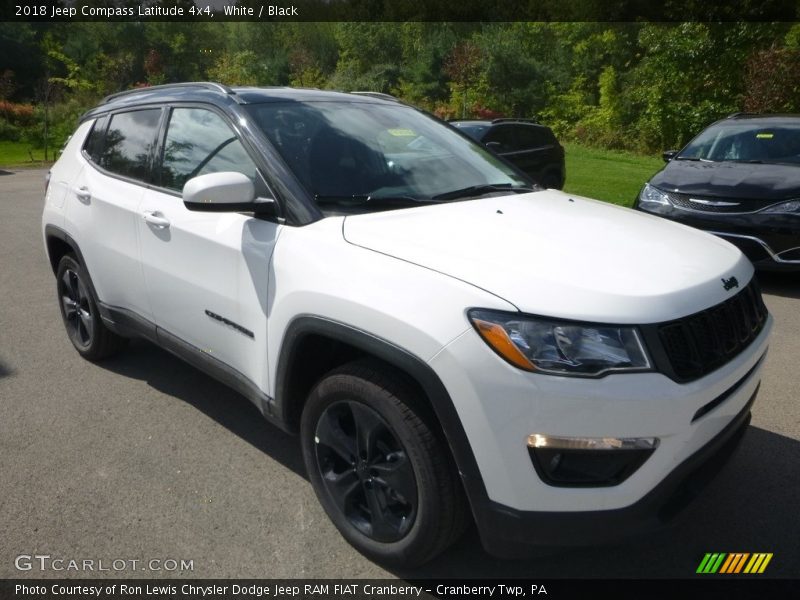 White / Black 2018 Jeep Compass Latitude 4x4