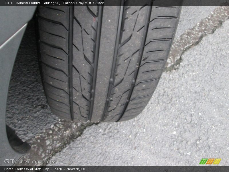 Carbon Gray Mist / Black 2010 Hyundai Elantra Touring SE