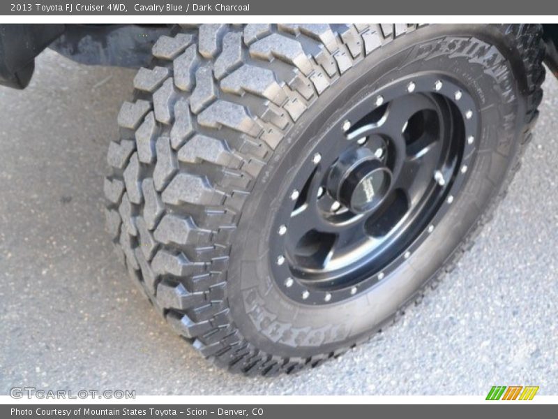 Cavalry Blue / Dark Charcoal 2013 Toyota FJ Cruiser 4WD