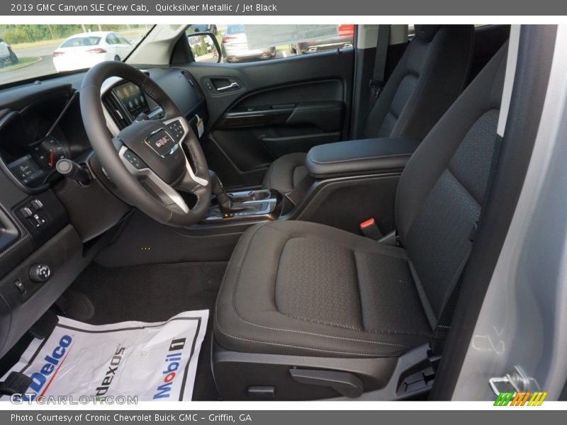 Quicksilver Metallic / Jet Black 2019 GMC Canyon SLE Crew Cab