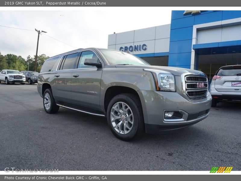 Pepperdust Metallic / Cocoa/Dune 2019 GMC Yukon SLT
