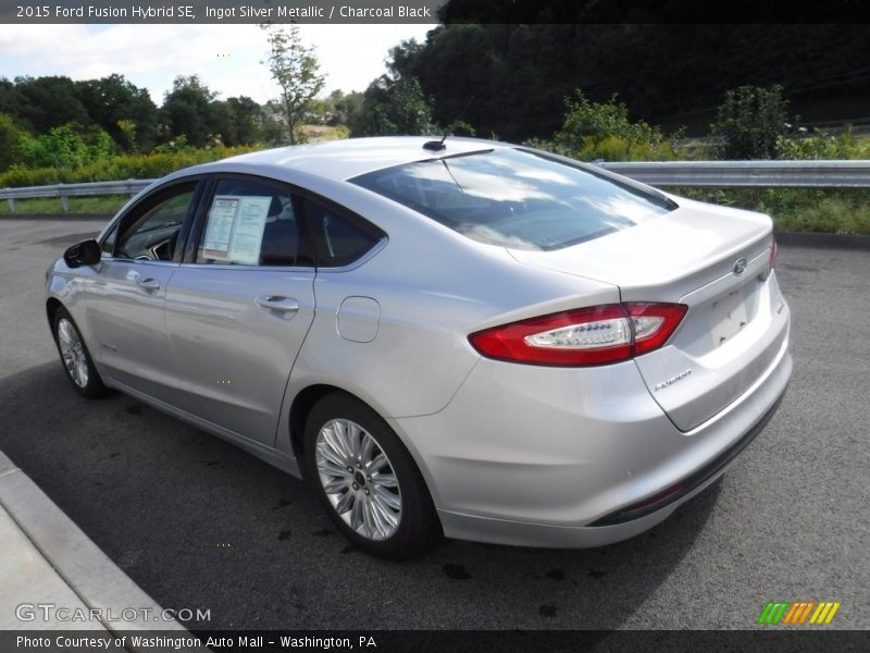 Ingot Silver Metallic / Charcoal Black 2015 Ford Fusion Hybrid SE
