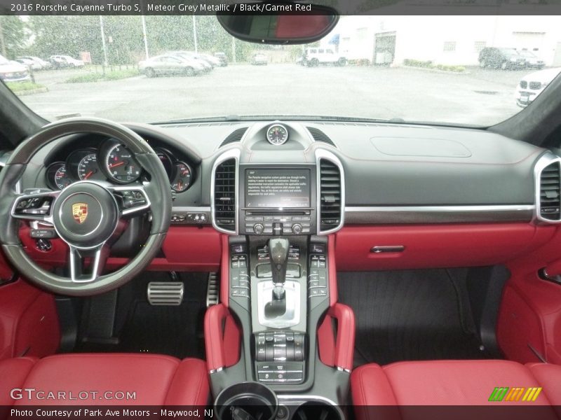 Dashboard of 2016 Cayenne Turbo S