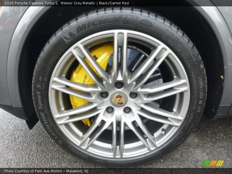  2016 Cayenne Turbo S Wheel