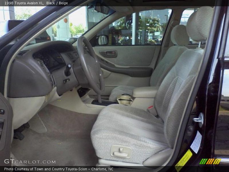 Black / Beige 1998 Toyota Avalon XL