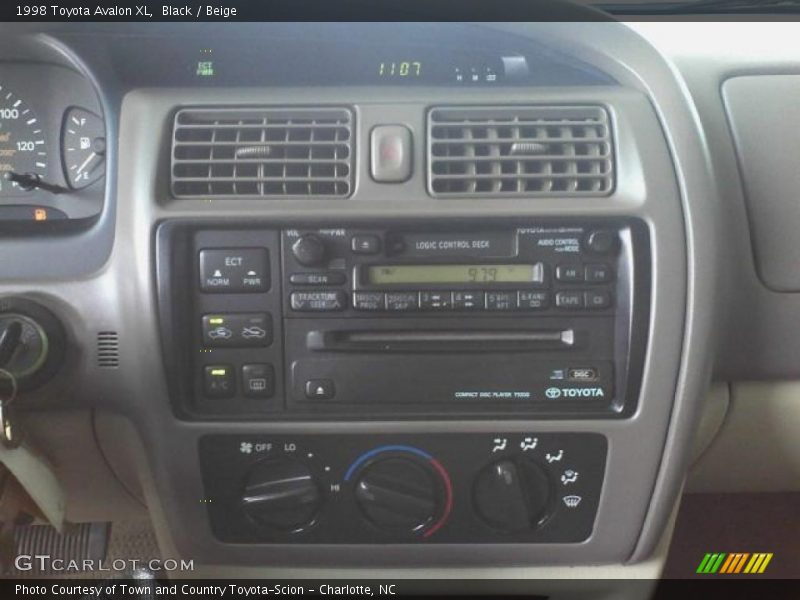 Black / Beige 1998 Toyota Avalon XL