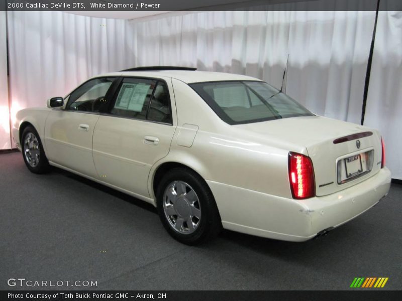 White Diamond / Pewter 2000 Cadillac DeVille DTS