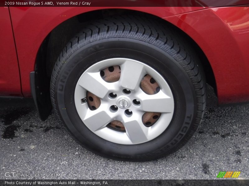 Venom Red / Gray 2009 Nissan Rogue S AWD