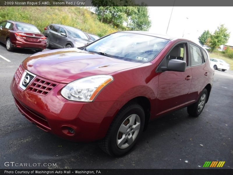 Venom Red / Gray 2009 Nissan Rogue S AWD