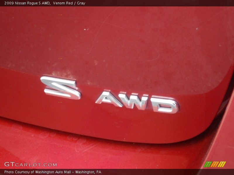 Venom Red / Gray 2009 Nissan Rogue S AWD