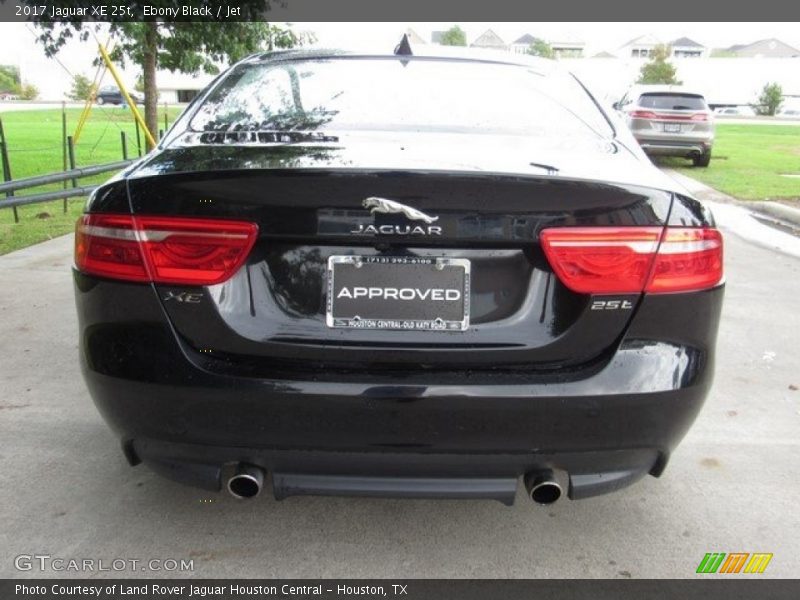 Ebony Black / Jet 2017 Jaguar XE 25t