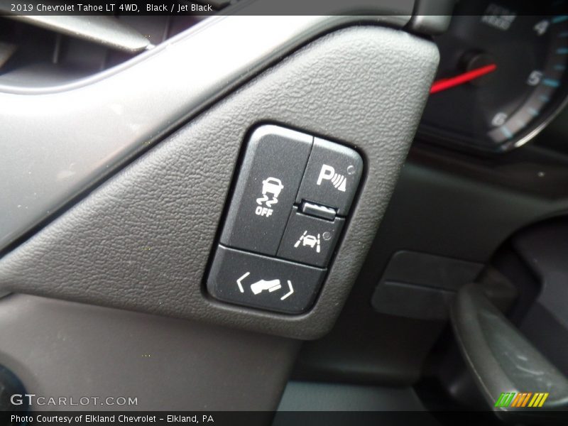Controls of 2019 Tahoe LT 4WD