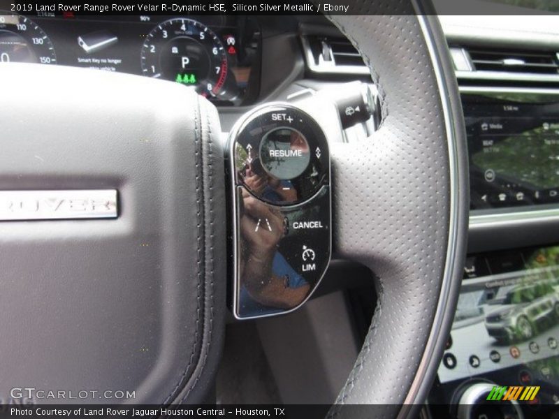  2019 Range Rover Velar R-Dynamic HSE Steering Wheel