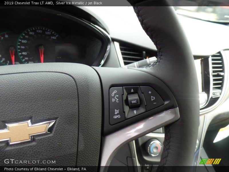 Silver Ice Metallic / Jet Black 2019 Chevrolet Trax LT AWD