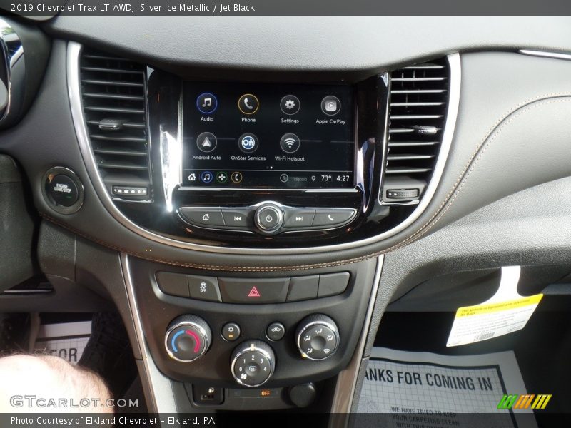 Silver Ice Metallic / Jet Black 2019 Chevrolet Trax LT AWD