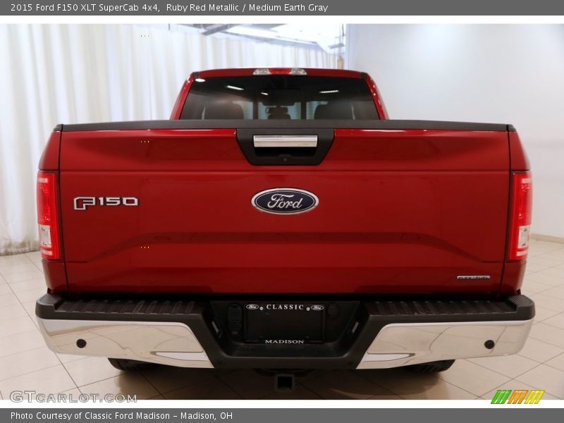 Ruby Red Metallic / Medium Earth Gray 2015 Ford F150 XLT SuperCab 4x4