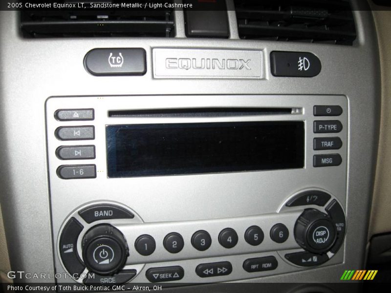 Sandstone Metallic / Light Cashmere 2005 Chevrolet Equinox LT