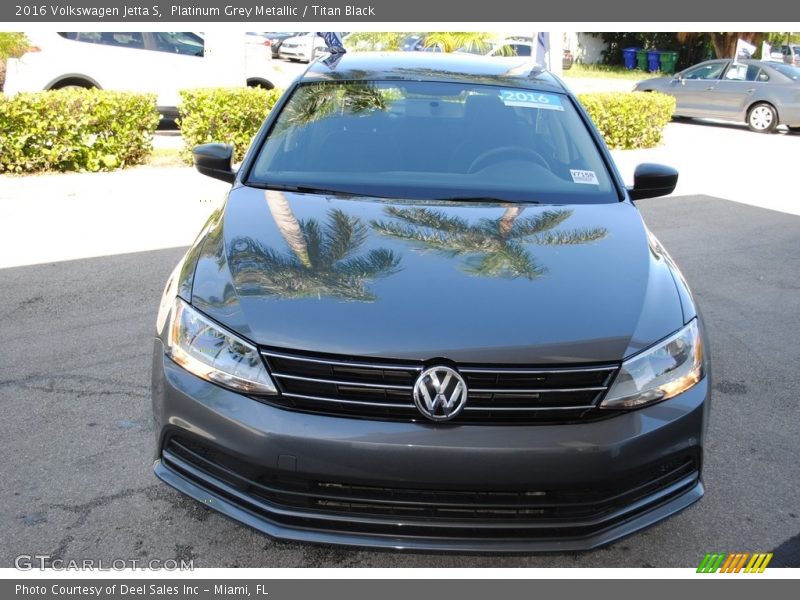 Platinum Grey Metallic / Titan Black 2016 Volkswagen Jetta S