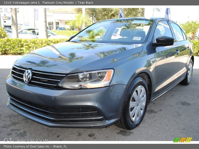 Platinum Grey Metallic / Titan Black 2016 Volkswagen Jetta S