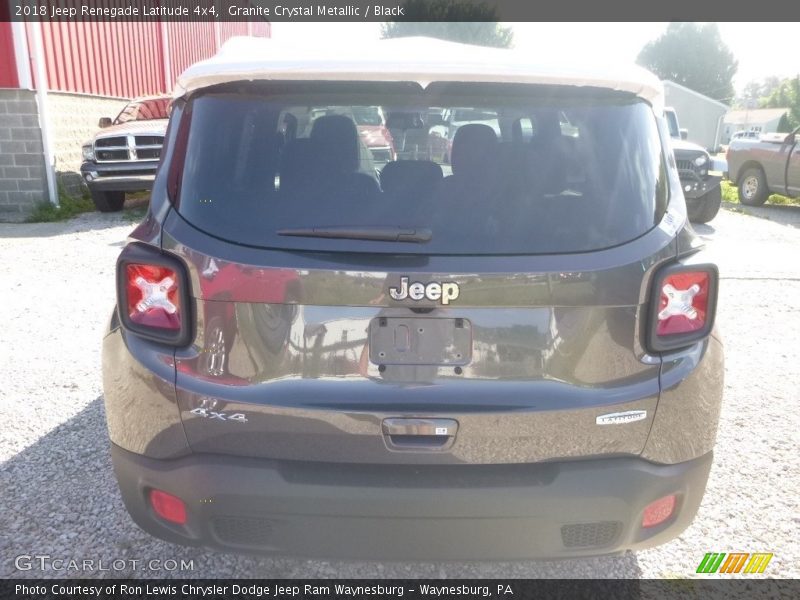 Granite Crystal Metallic / Black 2018 Jeep Renegade Latitude 4x4