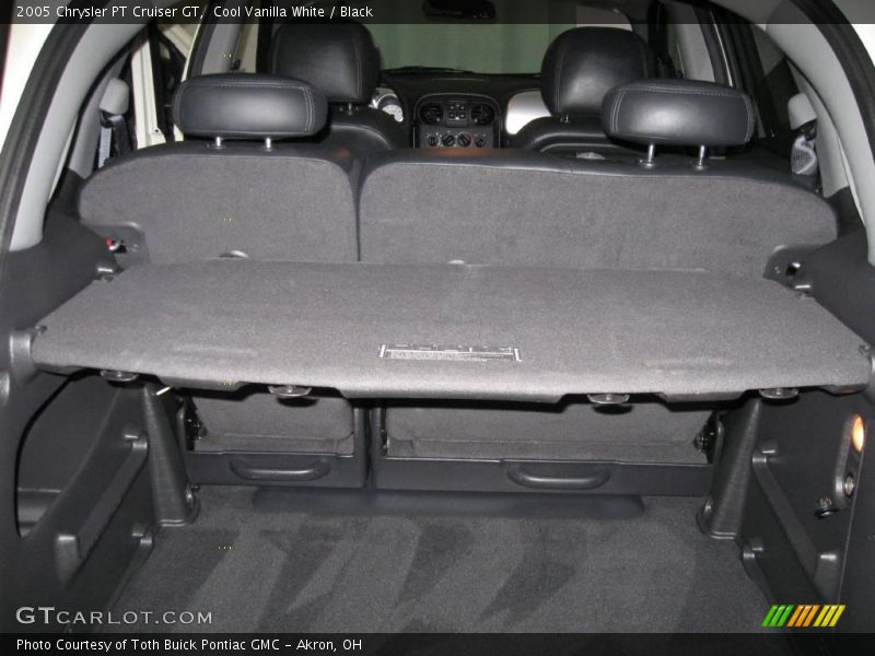 Cool Vanilla White / Black 2005 Chrysler PT Cruiser GT