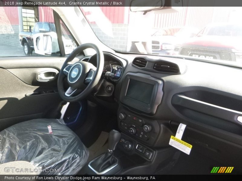 Granite Crystal Metallic / Black 2018 Jeep Renegade Latitude 4x4