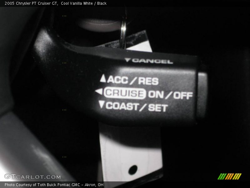 Cool Vanilla White / Black 2005 Chrysler PT Cruiser GT