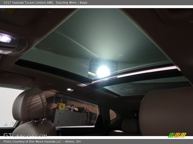 Dazzling White / Beige 2017 Hyundai Tucson Limited AWD